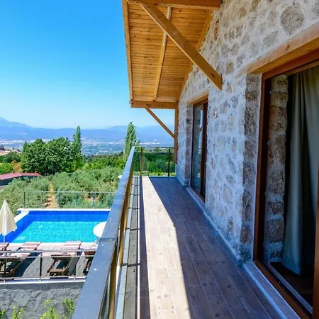 Fethiye Yakaköy'de özel Havuzlu 6 Kişilik Erdem
