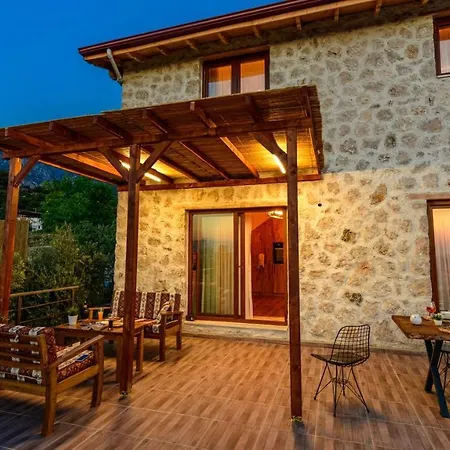Villa Fethiye Yakaköy'de özel Havuzlu 6 Kişilik Erdem Yakaköy