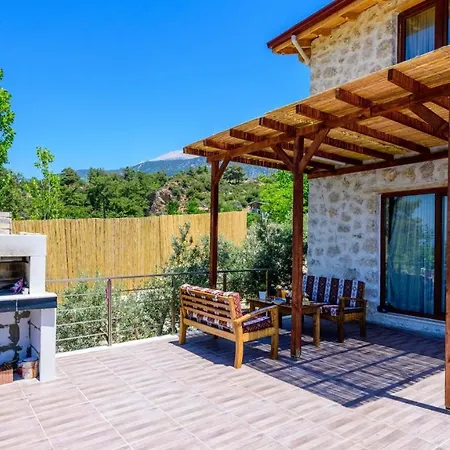 Villa Fethiye Yakaköy'de özel Havuzlu 6 Kişilik Erdem
